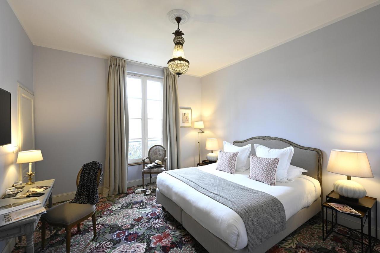 Grand Hotel Henri - Teritoria Л'Иль-сюр-ла-Сорг Экстерьер фото